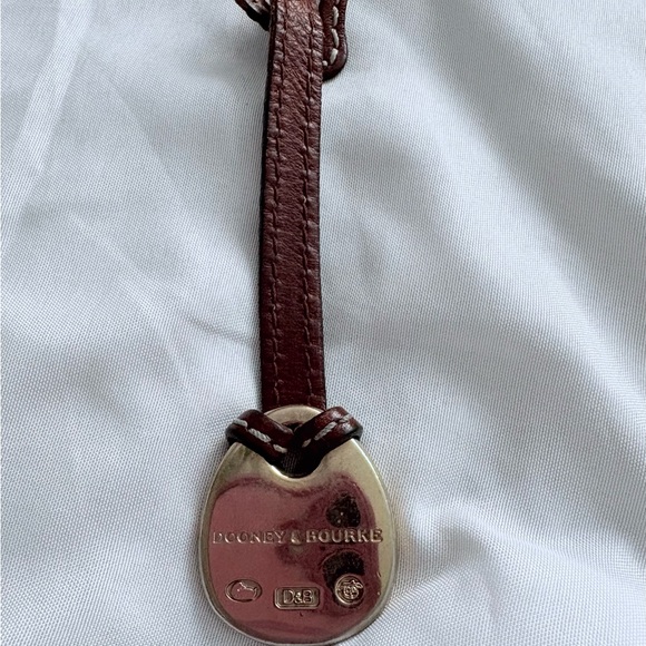 Dooney & Bourke Orange Duck Bag Tag Keychain - Picture 4 of 6